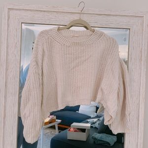 Knit cropped sweater cozy and perfect for fall